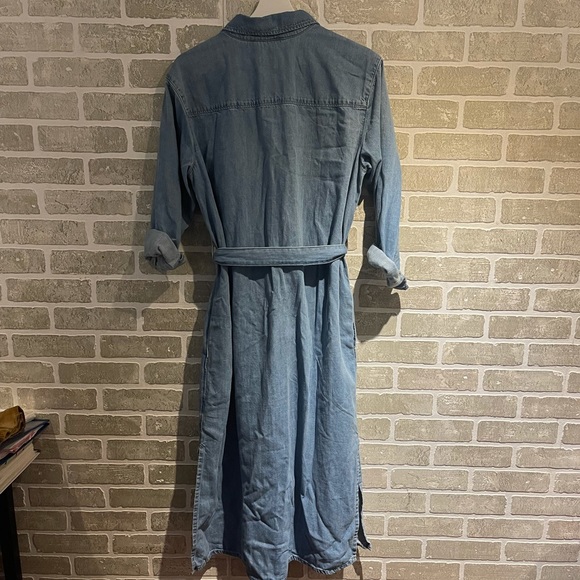 H&M Denim Dress - Picture 2 of 3